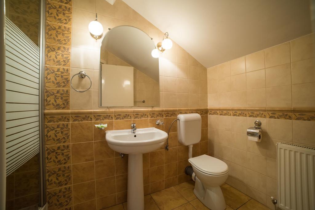 Pension Hotel Fast Рэдэуци Номер фото